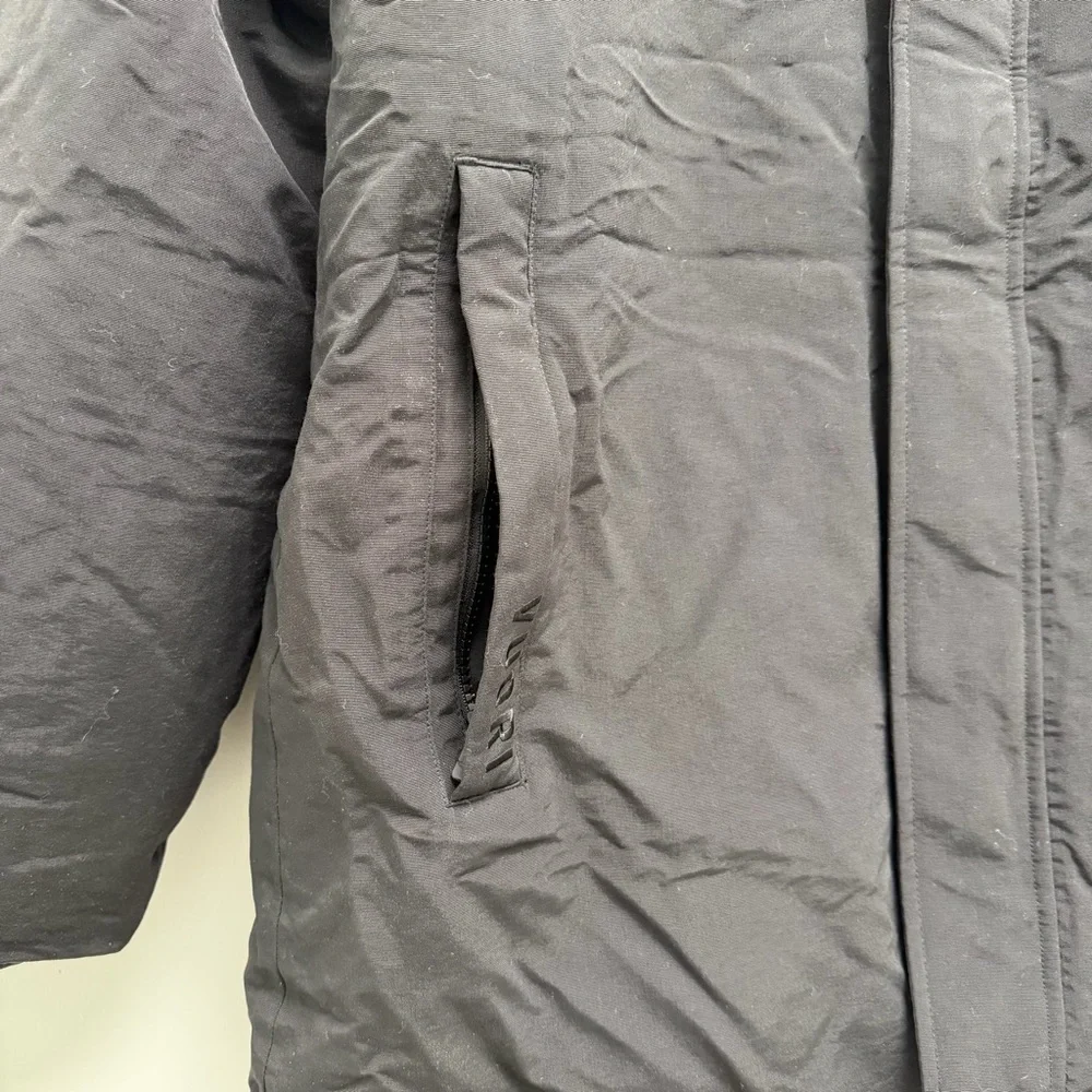 Vuori Northmost Insulated Black Parka Size Small